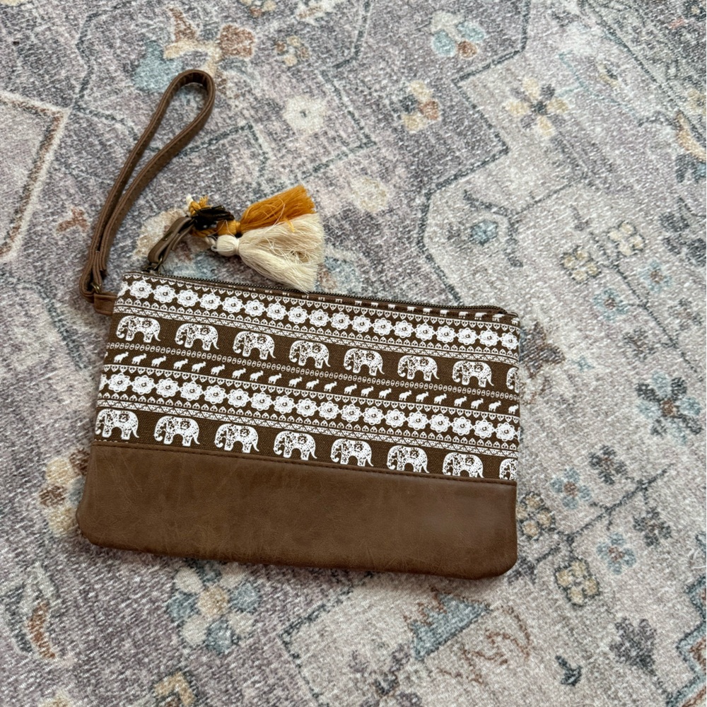 Elephant Wristlet